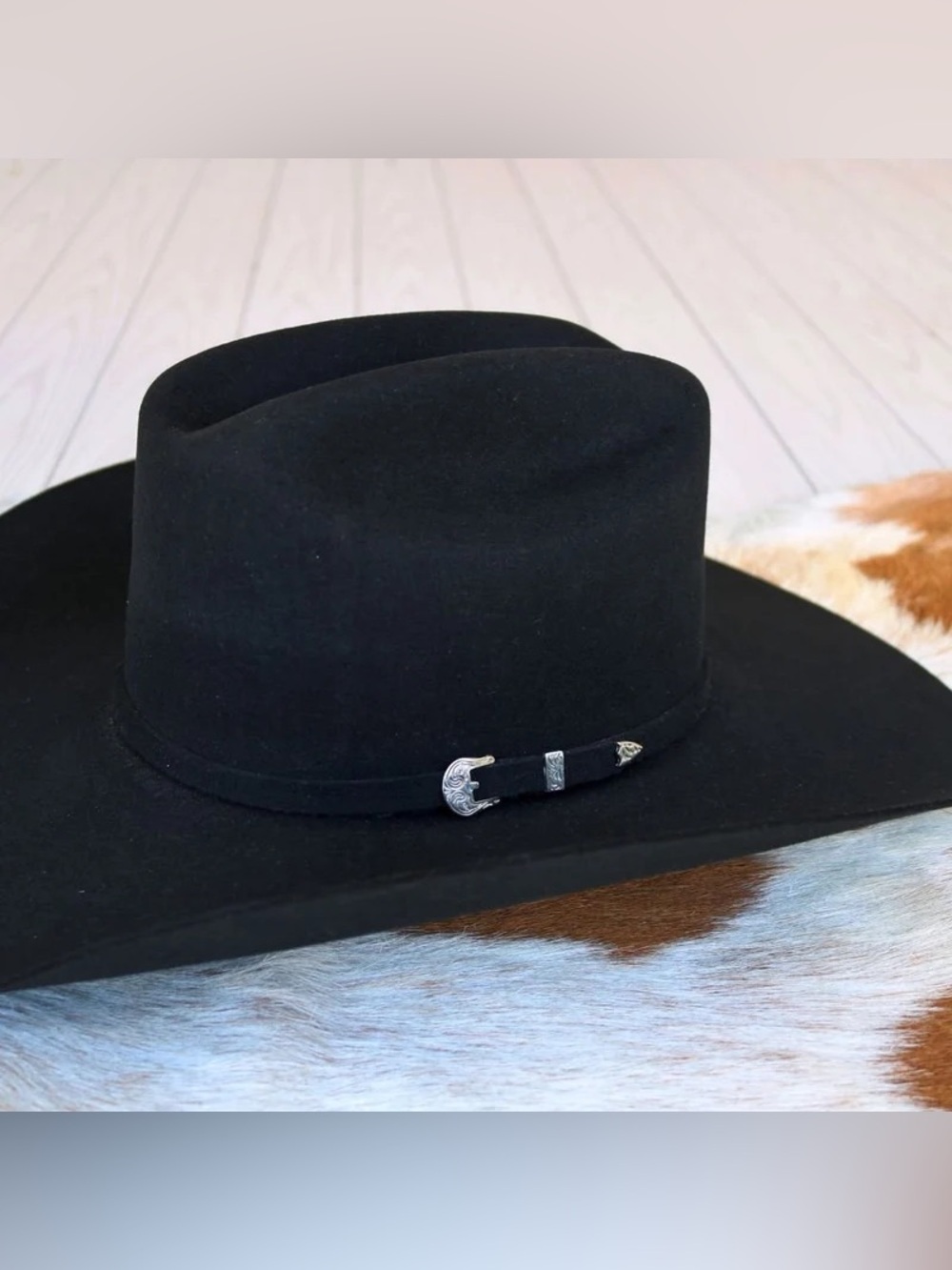 Ariat Men's Classic Wool Cowboy Hat
- Black